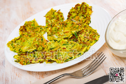Fried zucchini fritters