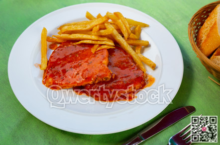 Baked loin with sauce and potatoes
