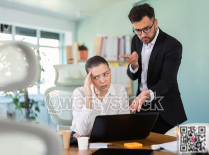 Manager is dissatisfied with the work of an employee - yells and reproaches her